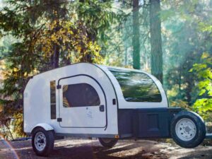 Enjoy nature trips with the DROPLET mini camper