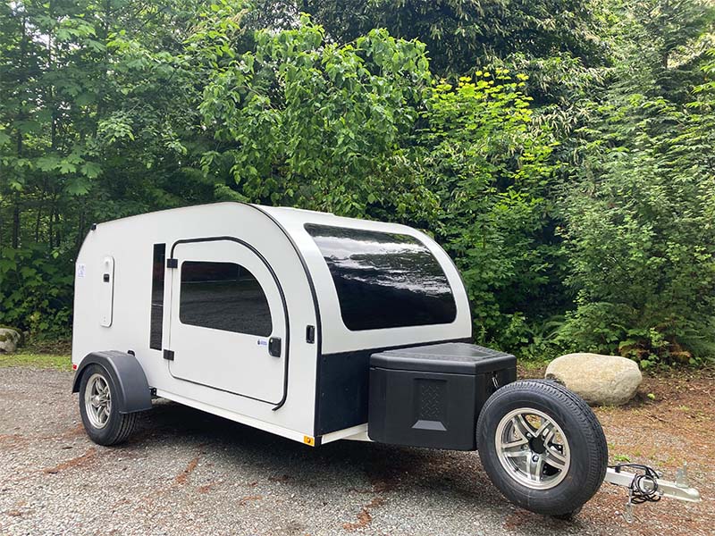 teardrop droplet camping and road travel trailer | padstyle.com